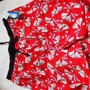 Large, VALENTINES Hershey's Kissess Men's Lounge Pants